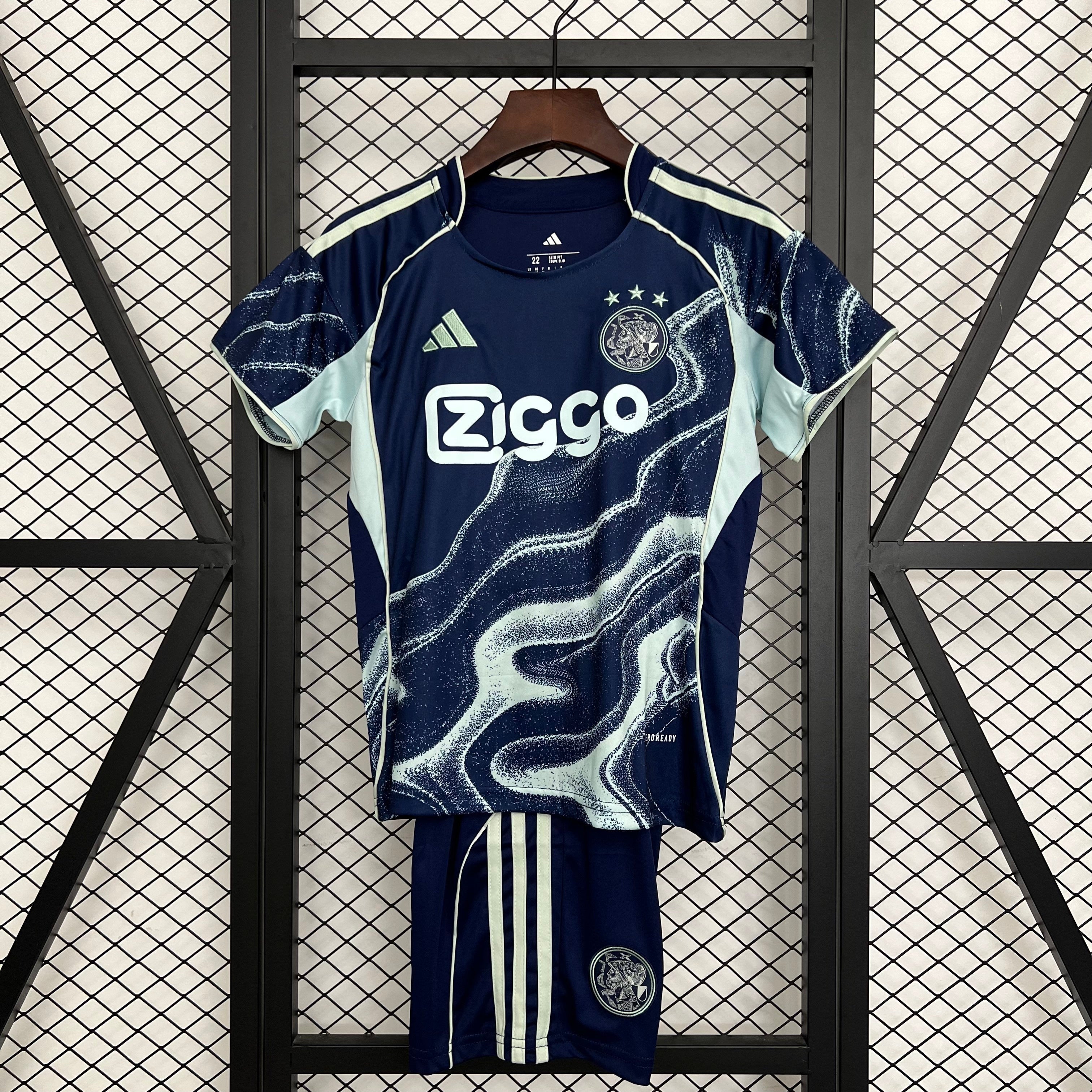 AJAX II 25/26 CONJUNTO INFANTIL