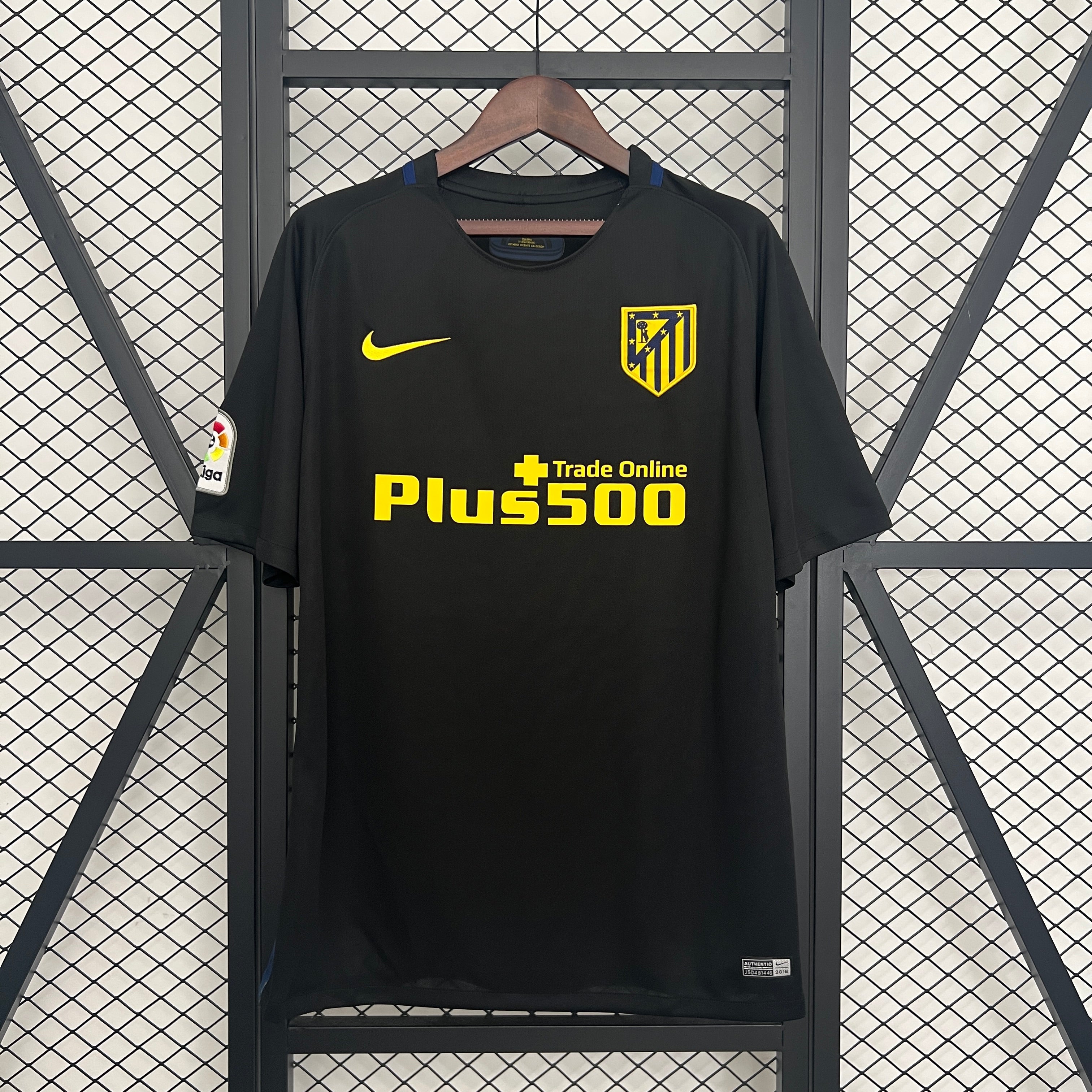 ATLÉTICO DE MADRID II 16/17 HOMBRE (RETRO)
