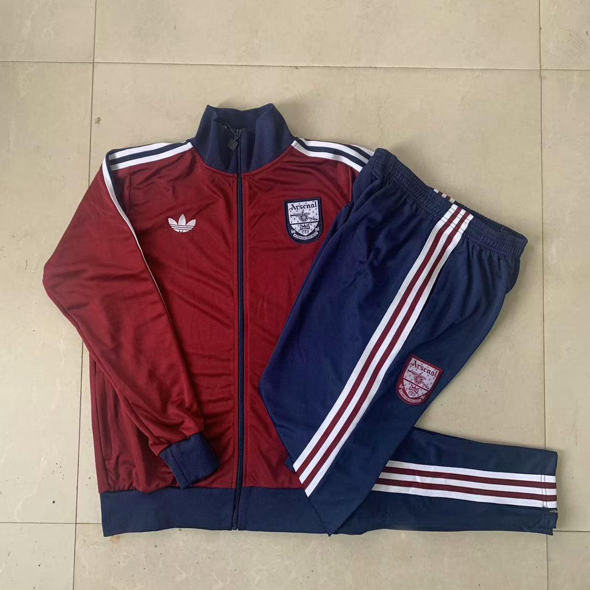 PANTALONES + SUDADERA ARSENAL IV 25/26