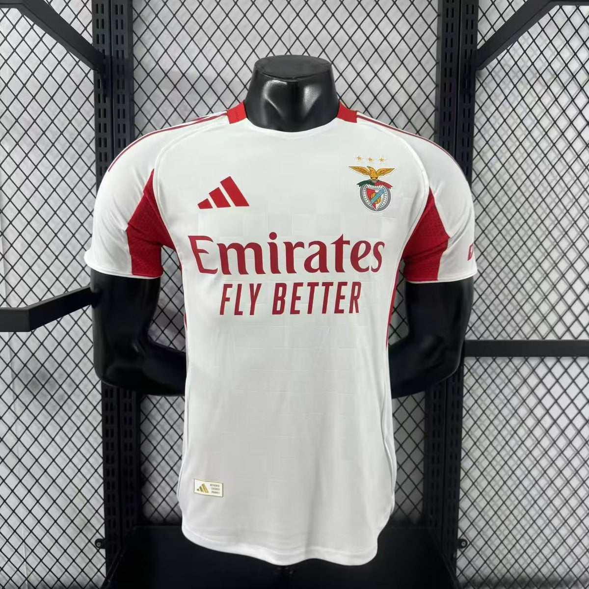 BENFICA III 25/26 HOMBRE (VERSIÓN JUGADOR)