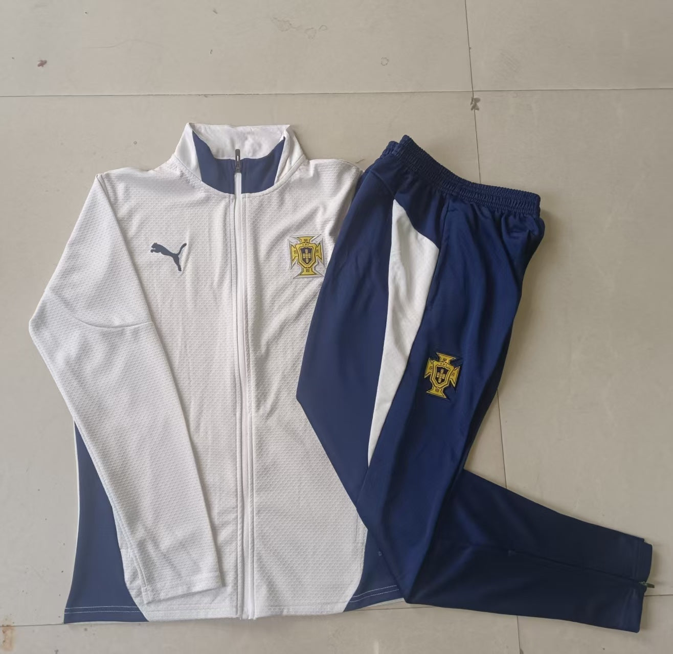 PANTALONES + SUDADERA PORTUGAL I 25/26