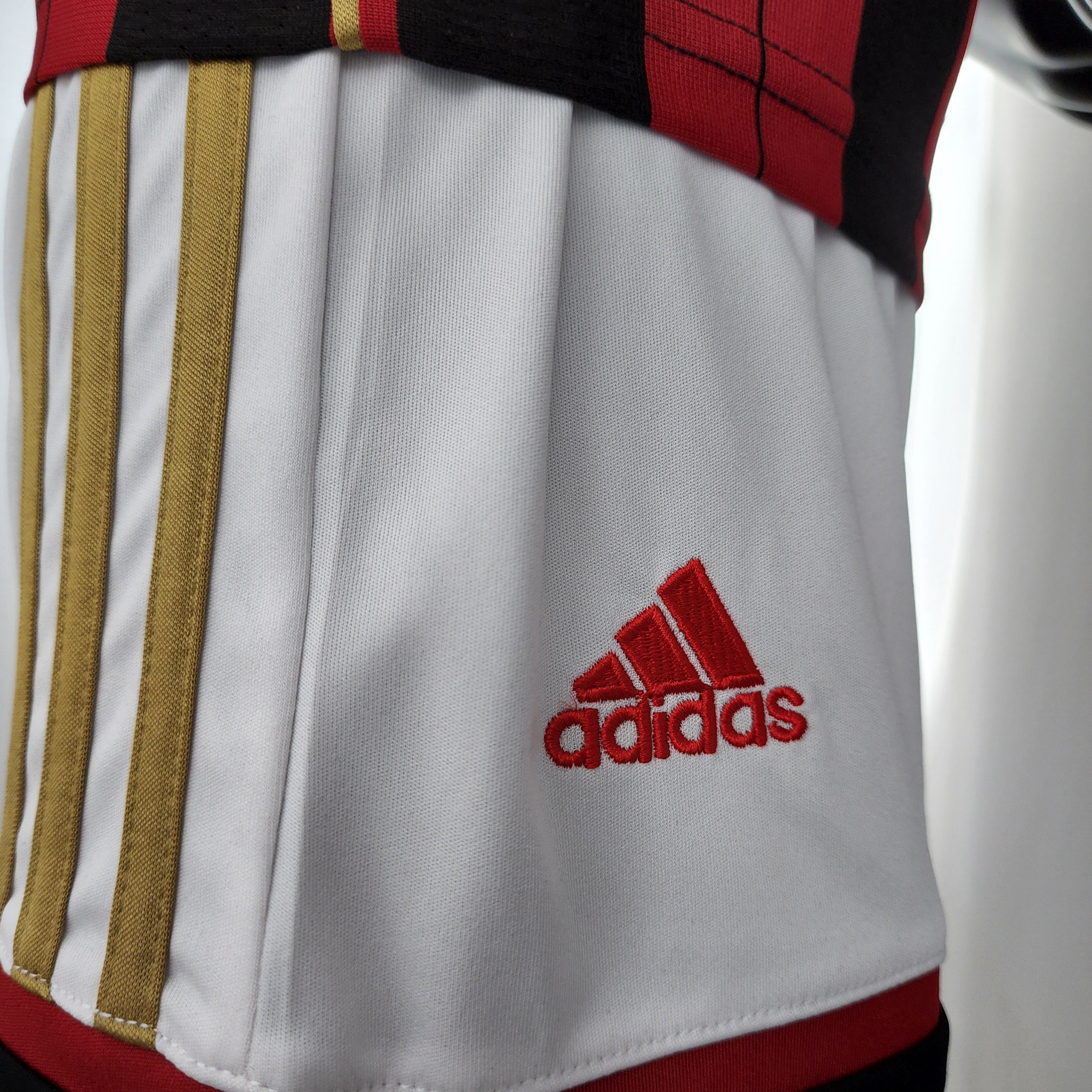 MILAN I 13/14 (RETRO) CONJUNTO INFANTIL