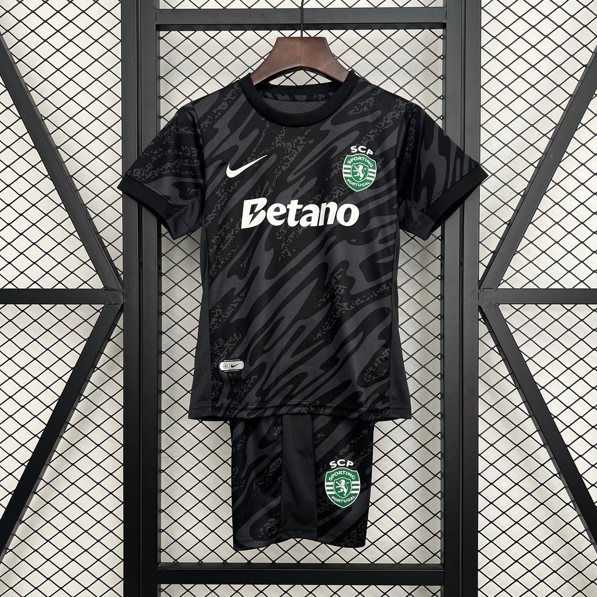 SPORTING LISBOA PORTERO I 25/26 CONJUNTO INFANTIL