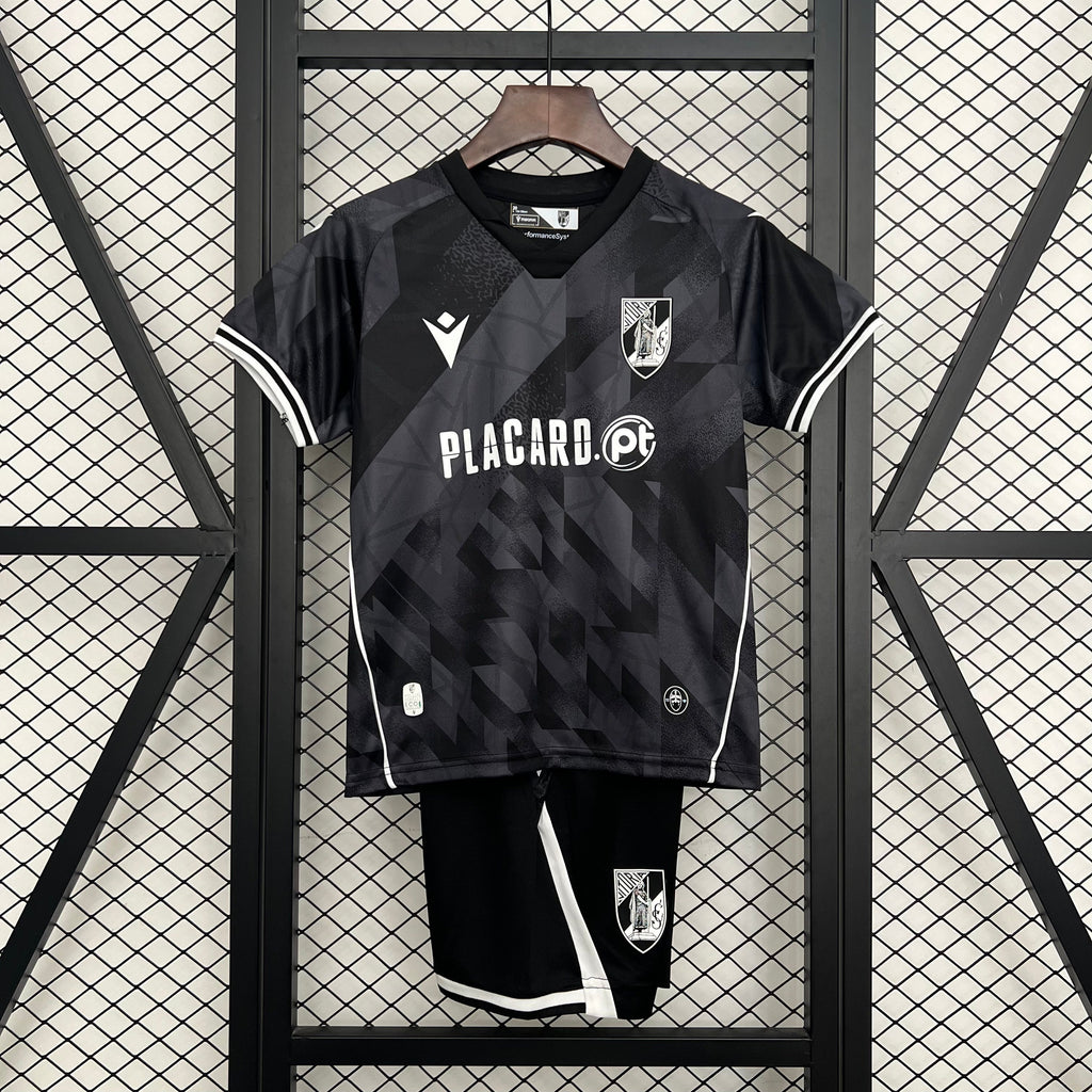 VITÓRIA DE GUIMARÃES II 25/26 CONJUNTO INFANTIL
